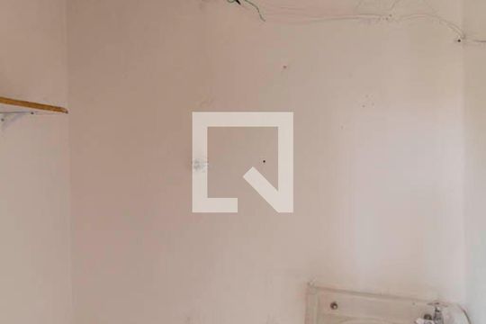 Banheiro de casa para alugar com 1 quarto, 48m² em Jardim Santa Maria, São Paulo