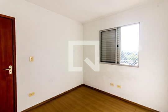 Quarto 2 de apartamento para alugar com 2 quartos, 56m² em Rio Pequeno, São Paulo