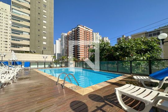 Área comum - Piscina de apartamento para alugar com 3 quartos, 180m² em Vila Luis Antonio, Guarujá