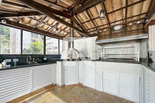 Área comum - Churrasqueira de apartamento para alugar com 3 quartos, 180m² em Vila Luis Antonio, Guarujá