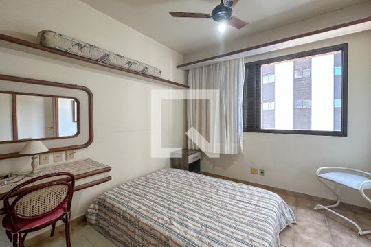 Suíte 2 de apartamento para alugar com 3 quartos, 180m² em Vila Luis Antonio, Guarujá