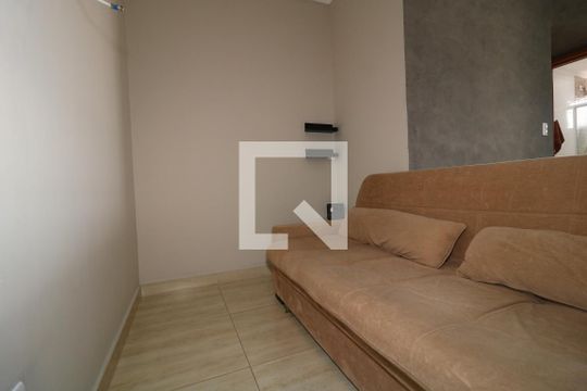 Sala de apartamento para alugar com 1 quarto, 47m² em Caiçara, Praia Grande