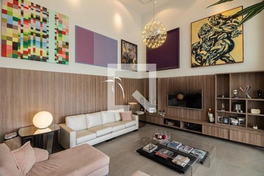 Apartamento à venda com 4 quartos, 238m² em Vila Suzana, São Paulo
