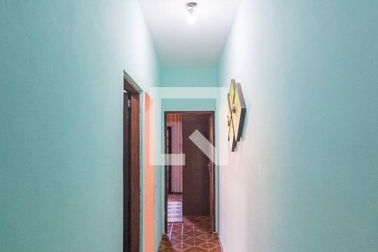 Corredor de casa à venda com 2 quartos, 150m² em Parque Marajoara, Santo André