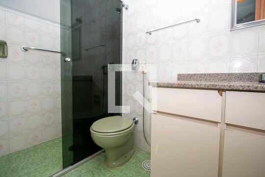 Banheiro da Suíte de casa à venda com 4 quartos, 261m² em Vila Madalena, São Paulo