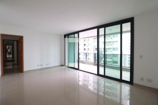Sala de apartamento para alugar com 3 quartos, 137m² em Jardim Karaíba, Uberlândia