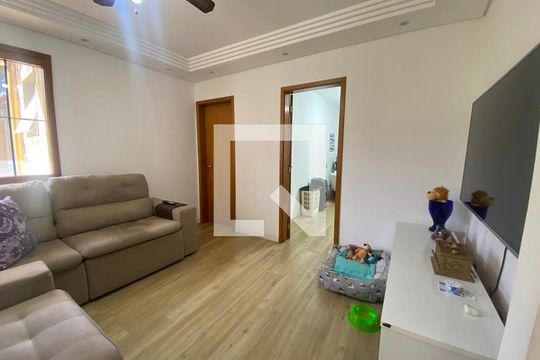 Sala de casa para alugar com 2 quartos, 100m² em Vila Buenos Aires, São Paulo