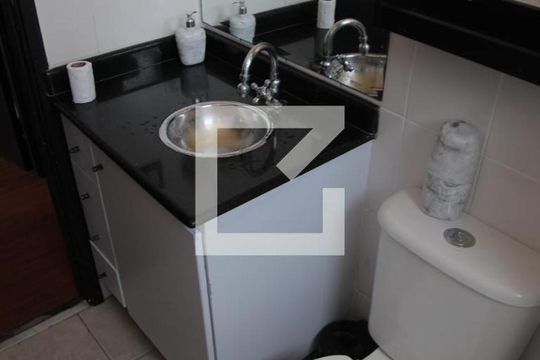 Banheiro de apartamento à venda com 2 quartos, 54m² em Bussocaba, Osasco