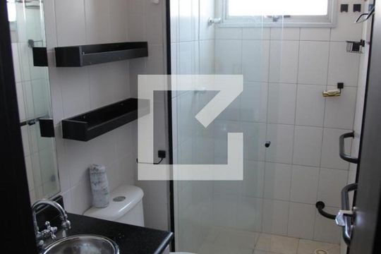 Banheiro de apartamento à venda com 2 quartos, 54m² em Bussocaba, Osasco