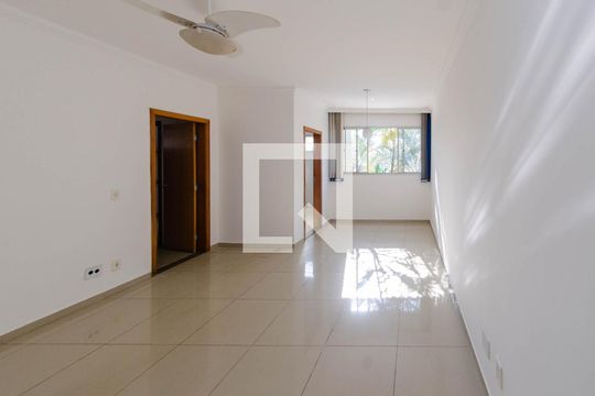 Apartamento à venda com 2 quartos, 118m² em Calafate, Belo Horizonte