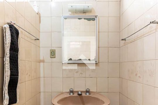 Casa à venda com 4 quartos, 162m² em Liberdade, São Paulo