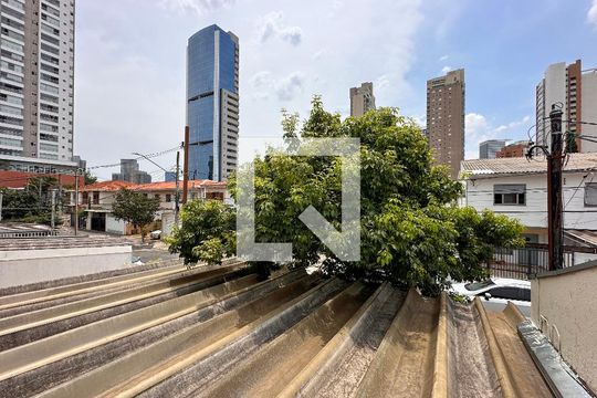 Vista Quarto 2 de casa à venda com 2 quartos, 250m² em Cidade Monções, São Paulo