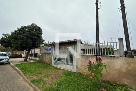 Área externa de casa à venda com 2 quartos, 60m² em Campina, São Leopoldo
