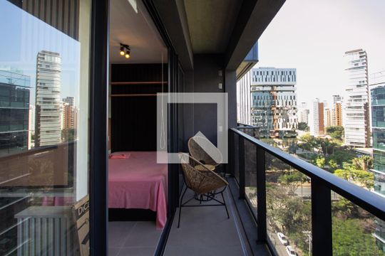 Varanda  de kitnet/studio para alugar com 1 quarto, 34m² em Vila Olímpia, São Paulo