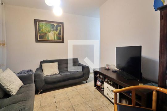Sala de casa à venda com 3 quartos, 235m² em Jardim Santo Alberto, Santo André