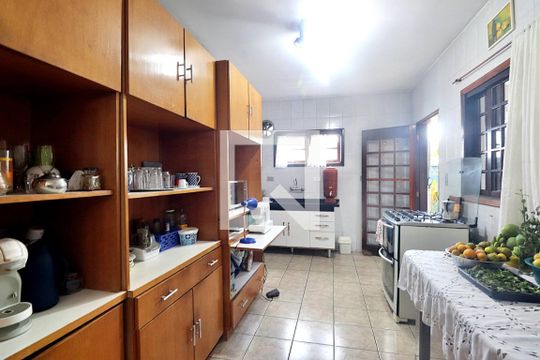 Cozinha de casa à venda com 3 quartos, 235m² em Jardim Santo Alberto, Santo André
