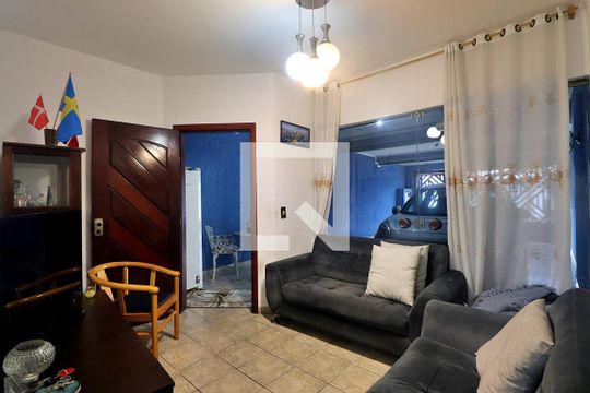 Casa à venda com 3 quartos, 235m² em Jardim Santo Alberto, Santo André