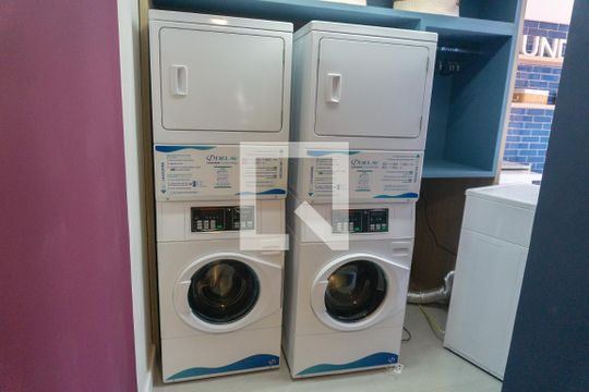 Área comum - Lavanderia de apartamento para alugar com 2 quartos, 38m² em Consolação, São Paulo