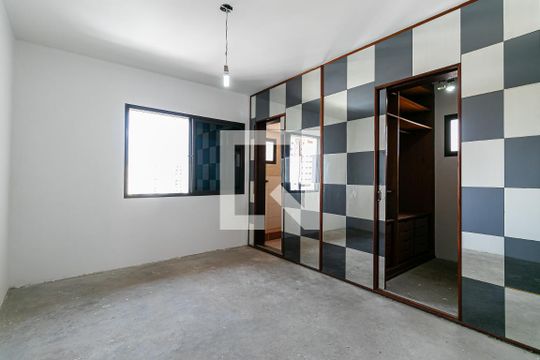 Suíte de apartamento para alugar com 3 quartos, 122m² em Tatuapé, São Paulo
