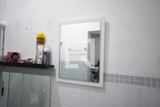 Suíte fundos de casa para alugar com 3 quartos, 144m² em Vila Clementino, São Paulo