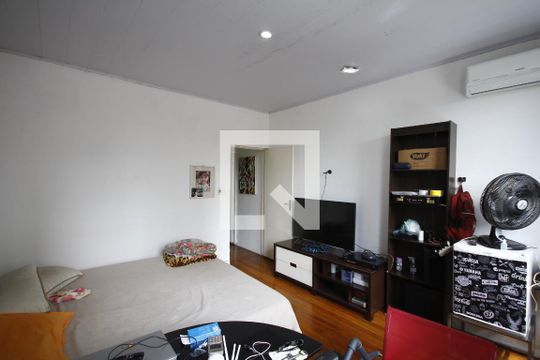 Quarto 1 de casa para alugar com 3 quartos, 144m² em Vila Clementino, São Paulo