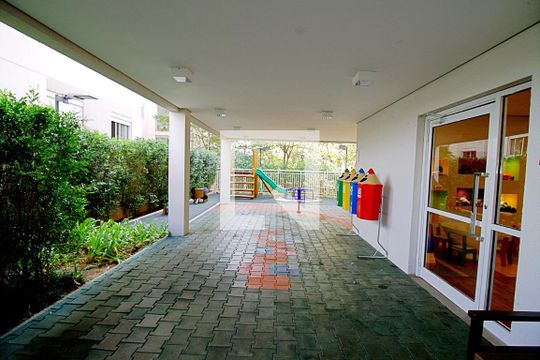 Área comum de apartamento para alugar com 2 quartos, 92m² em Jardim Vazani, São Paulo