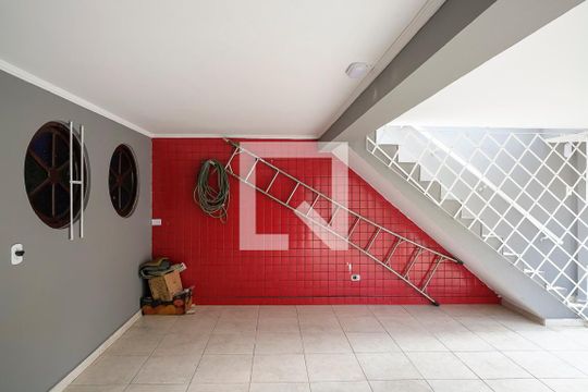 Garagem de casa à venda com 3 quartos, 151m² em Campestre, Santo André