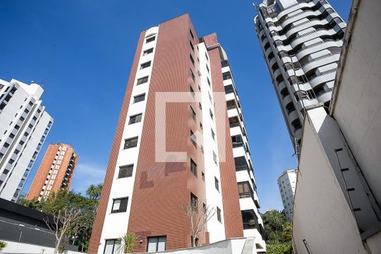 Fachada de apartamento à venda com 1 quarto, 180m² em Vila Suzana, São Paulo