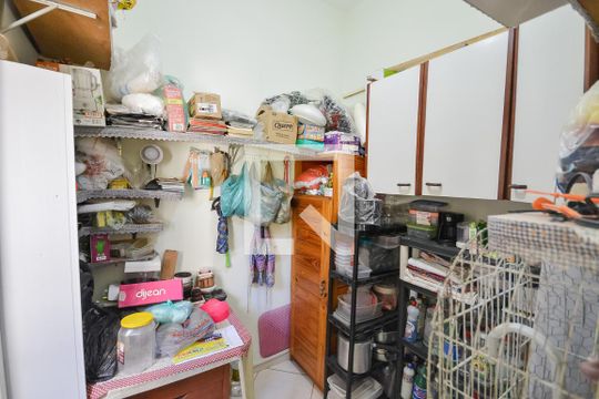 Quarto de Serviço de apartamento para alugar com 2 quartos, 76m² em Tijuca, Rio de Janeiro