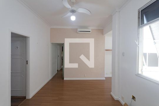 Apartamento à venda com 2 quartos, 69m² em Urca, Rio de Janeiro