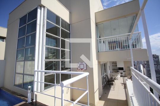 Área comum de apartamento à venda com 4 quartos, 208m² em Vila Firmiano Pinto, São Paulo