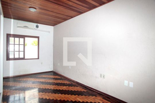 Quarto 1 de casa à venda com 3 quartos, 100m² em Rio Branco, Porto Alegre