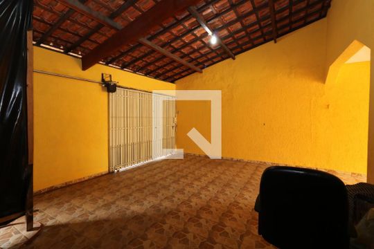 Garagem de casa à venda com 3 quartos, 195m² em Parque Marajoara, Santo André