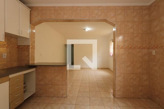 Cozinha de casa à venda com 3 quartos, 195m² em Parque Marajoara, Santo André