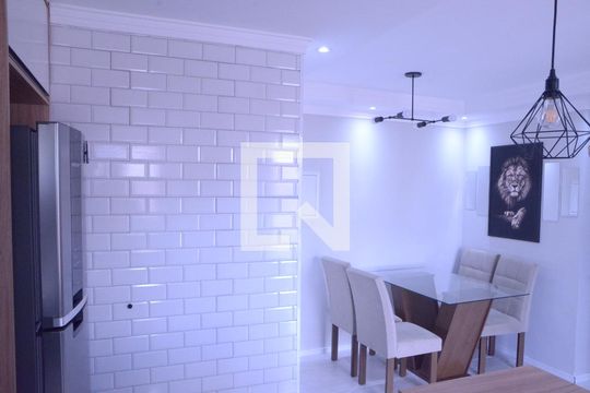 Cozinha de apartamento à venda com 2 quartos, 58m² em Novo Osasco, Osasco