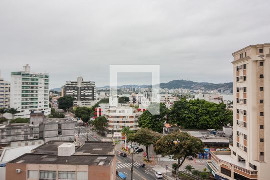 Vista da Varanda da Sala de apartamento para alugar com 1 quarto, 42m² em Coqueiros, Florianópolis