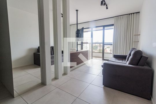 Apartamento para alugar com 1 quarto, 42m² em Coqueiros, Florianópolis