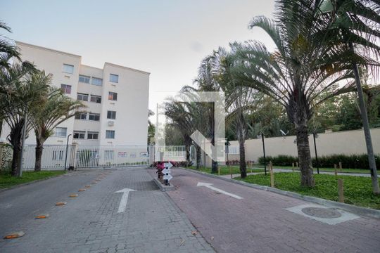 Fachada  de apartamento para alugar com 2 quartos, 50m² em Vargem Pequena, Rio de Janeiro