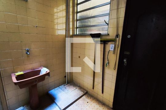 Área de Serviço de apartamento para alugar com 2 quartos, 67m² em Quintino Bocaiúva, Rio de Janeiro