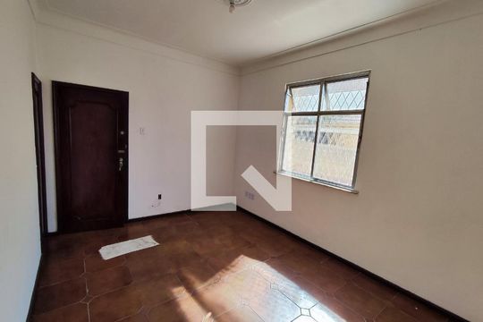 Sala de apartamento para alugar com 2 quartos, 67m² em Quintino Bocaiúva, Rio de Janeiro
