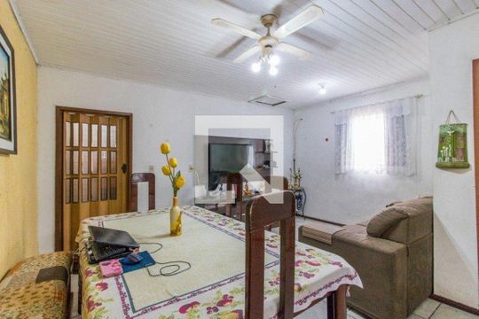 Casa à venda com 3 quartos, 165m² em Jardim Europa, Porto Alegre