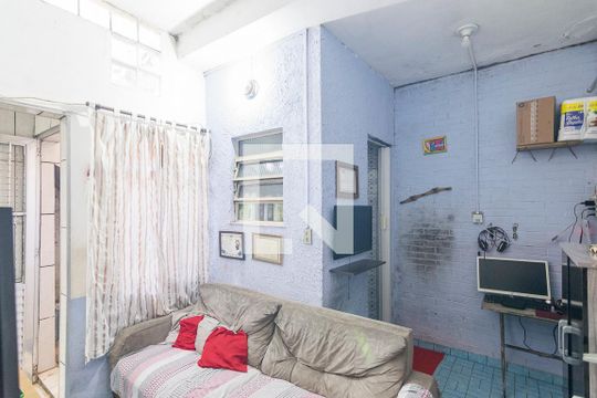 Sala Edícula de casa à venda com 2 quartos, 154m² em Vila Guiomar, Santo André