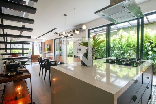 Cozinha de casa à venda com 2 quartos, 200m² em Cidade Monções, São Paulo
