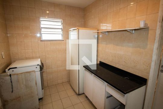 Cozinha de casa para alugar com 1 quarto, 191m² em Penha, Rio de Janeiro