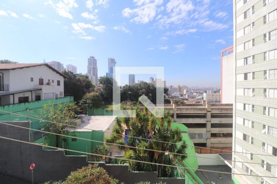 Vista de apartamento para alugar com 2 quartos, 45m² em Santana, São Paulo