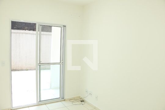 Sala/cozinha de apartamento para alugar com 2 quartos, 100m² em Ouro Verde, Nova Iguaçu