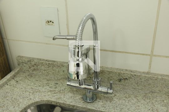 Sala/cozinha de apartamento para alugar com 2 quartos, 100m² em Ouro Verde, Nova Iguaçu