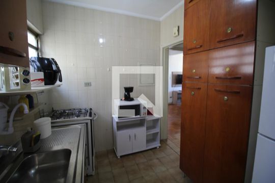 Cozinha de apartamento para alugar com 2 quartos, 80m² em Aclimação, São Paulo