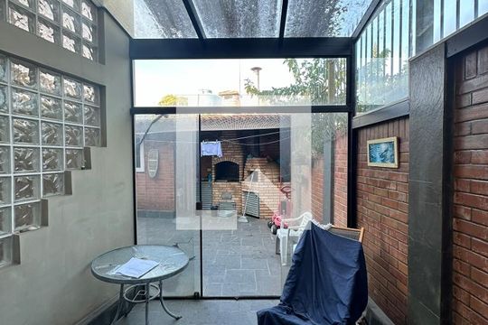 Área externa de casa para alugar com 4 quartos, 480m² em Instituto de Previdência, São Paulo