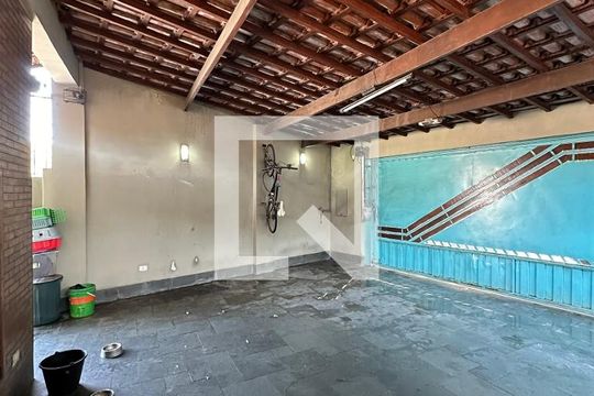 Garagem de casa para alugar com 4 quartos, 480m² em Instituto de Previdência, São Paulo